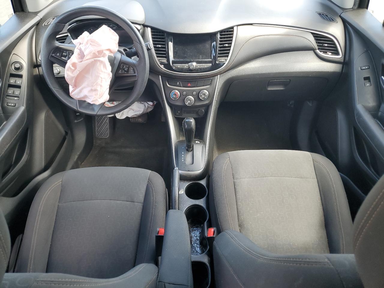 2020 Chevrolet Trax Ls VIN: KL7CJKSB7LB037900 Lot: 84383305