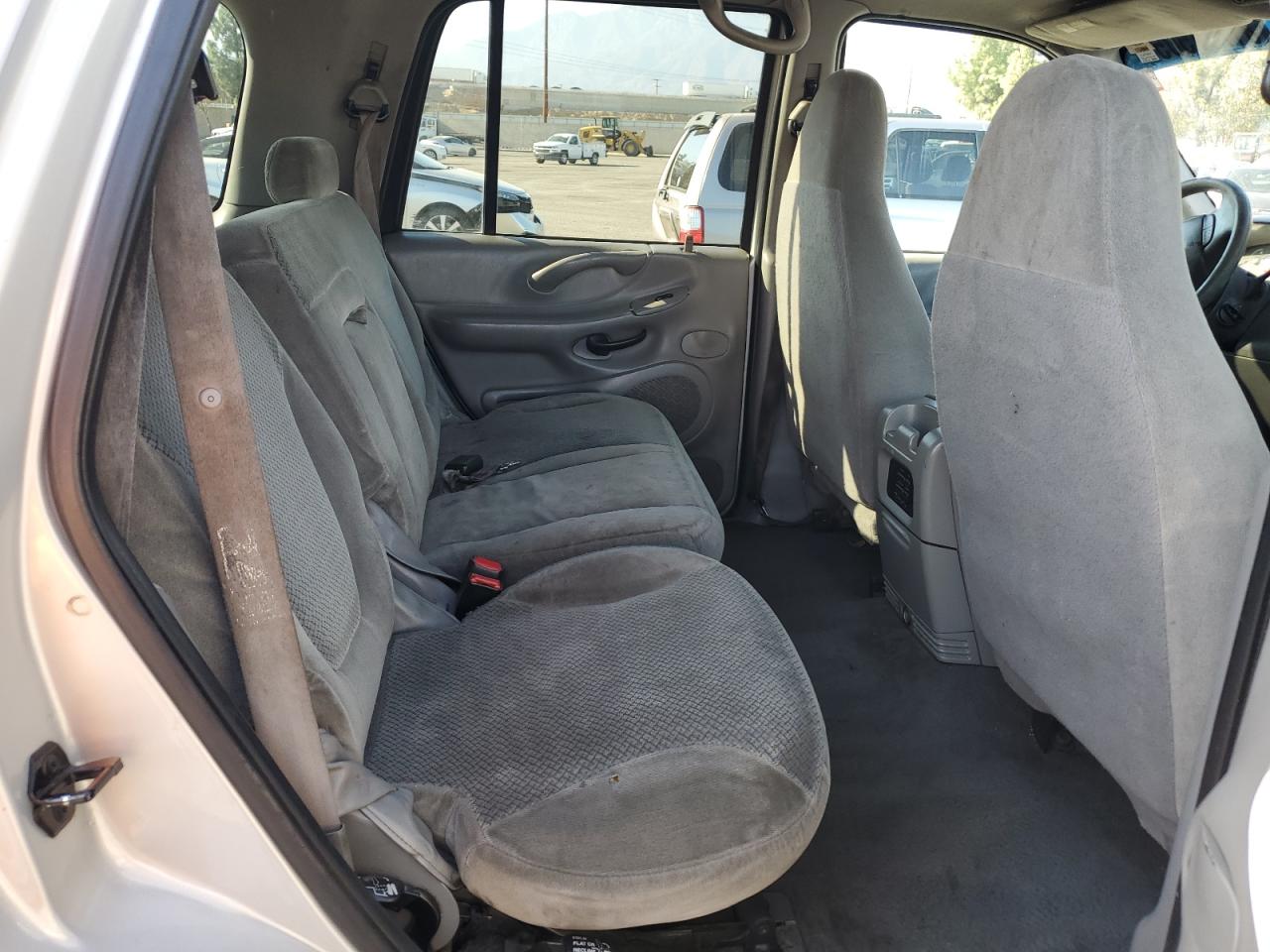 2001 Ford Expedition Xlt VIN: 1FMRU15W61LA87882 Lot: 81717505