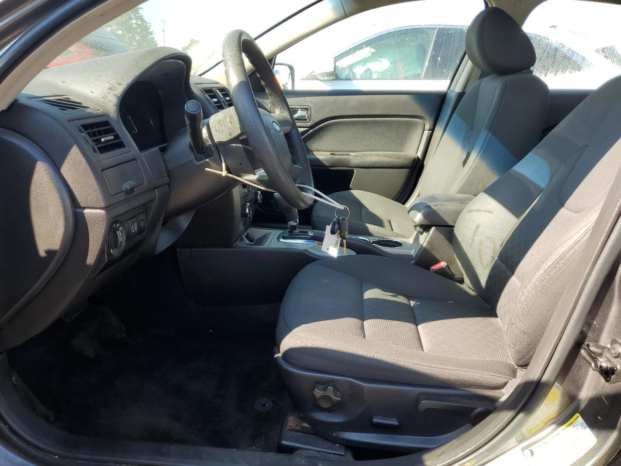 2010 Ford Fusion Se VIN: 3FAHP0HA7AR421930 Lot: 70995535