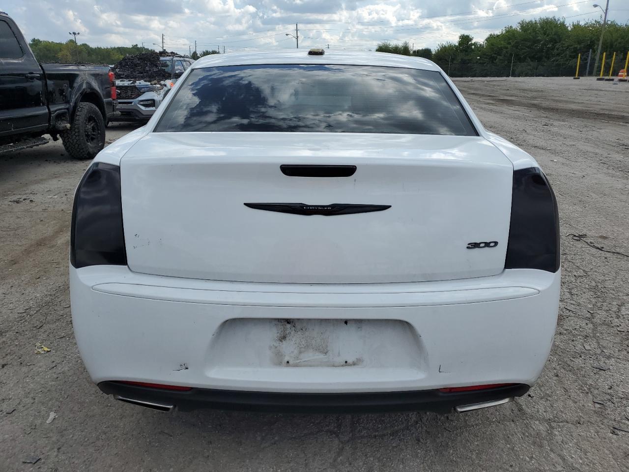 2022 Chrysler 300 Touring VIN: 2C3CCAAG4NH134152 Lot: 84178925