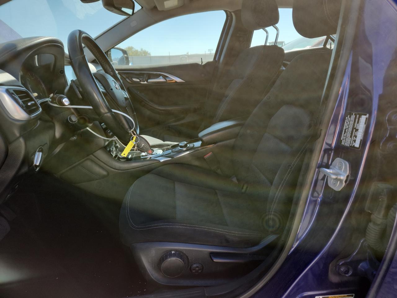 QX30 QX30