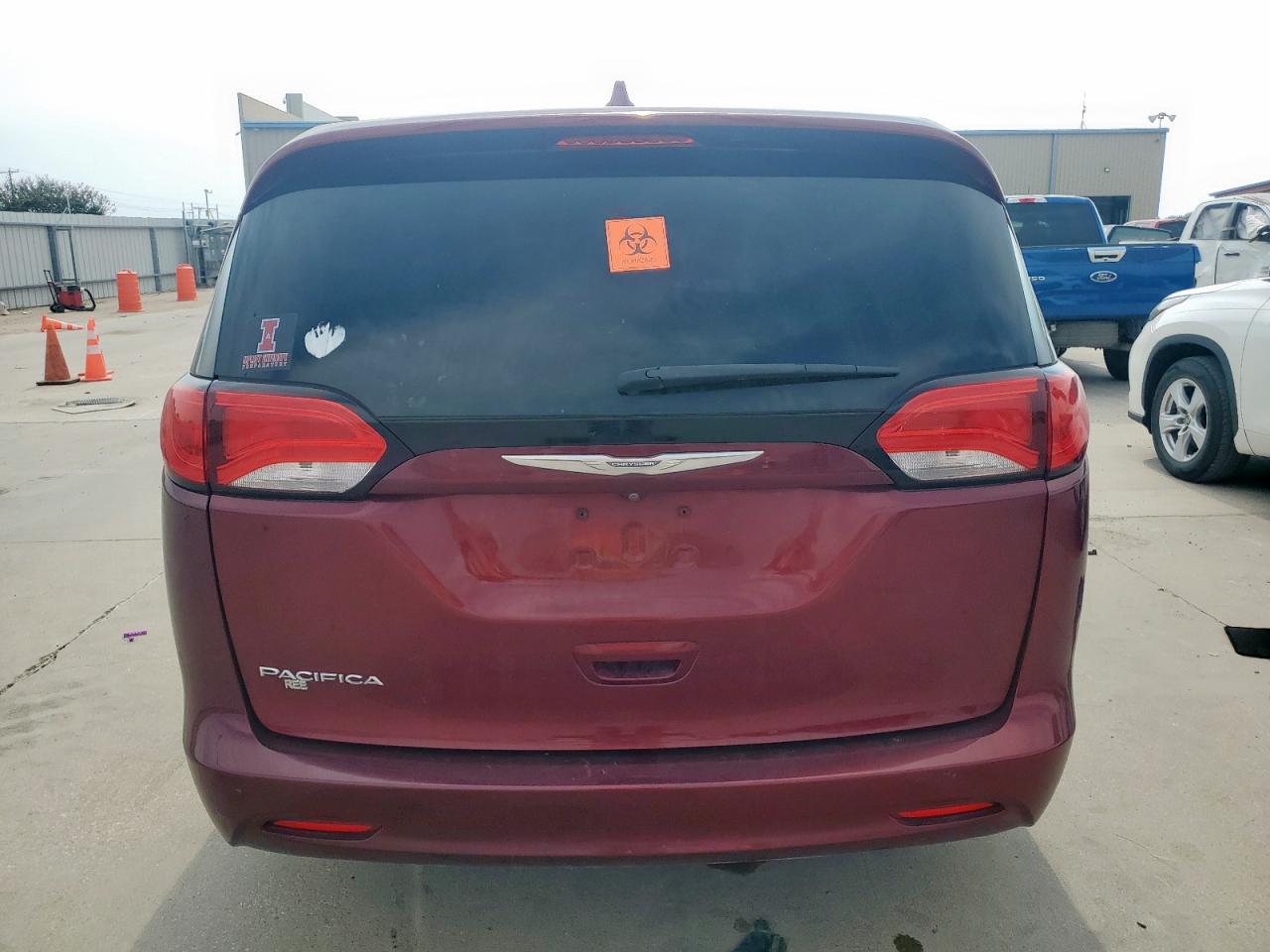 2017 Chrysler Pacifica Touring VIN: 2C4RC1DG7HR771410 Lot: 71827615