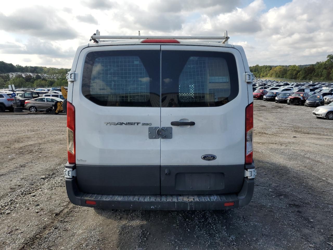 2017 Ford Transit T-250 VIN: 1FTYR1ZM5HKA69626 Lot: 81837105