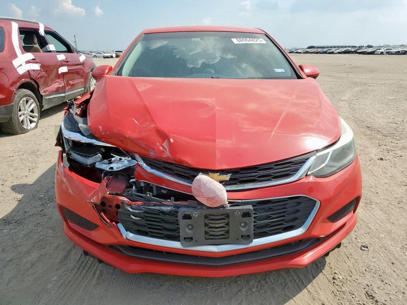  CHEVROLET CRUZE 2017 Czerwony
