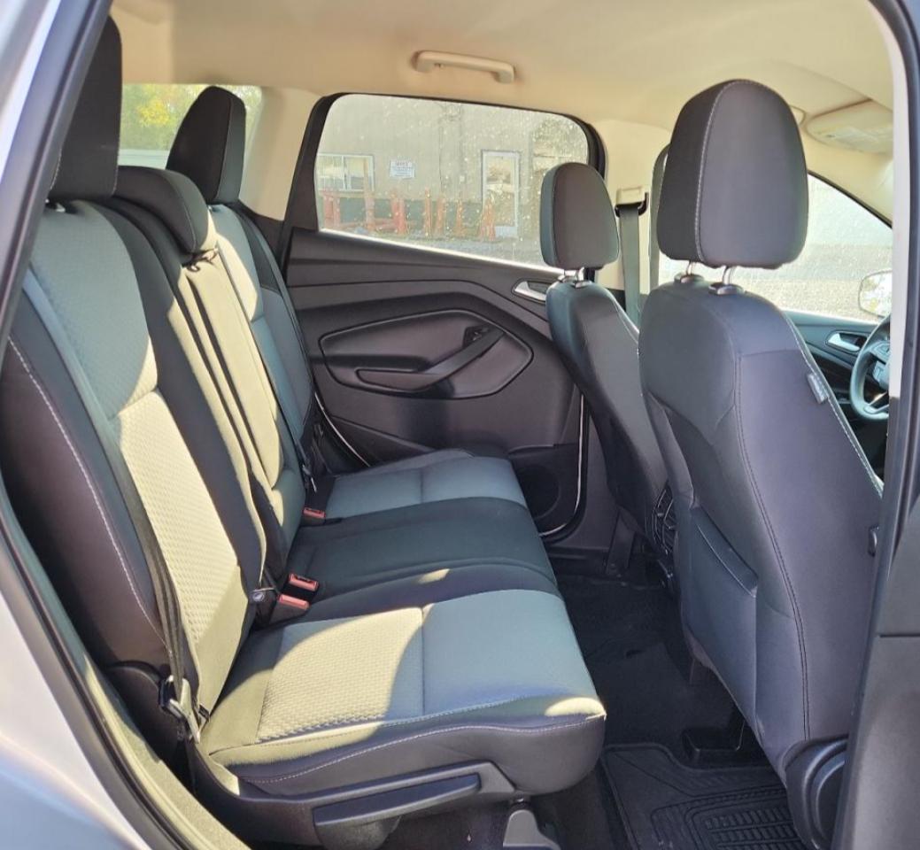 2017 Ford Escape Se VIN: 1FMCU0GD2HUD49929 Lot: 81189005