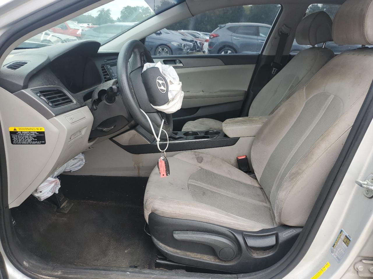 2015 Hyundai Sonata Se VIN: 5NPE24AF2FH190258 Lot: 84720945