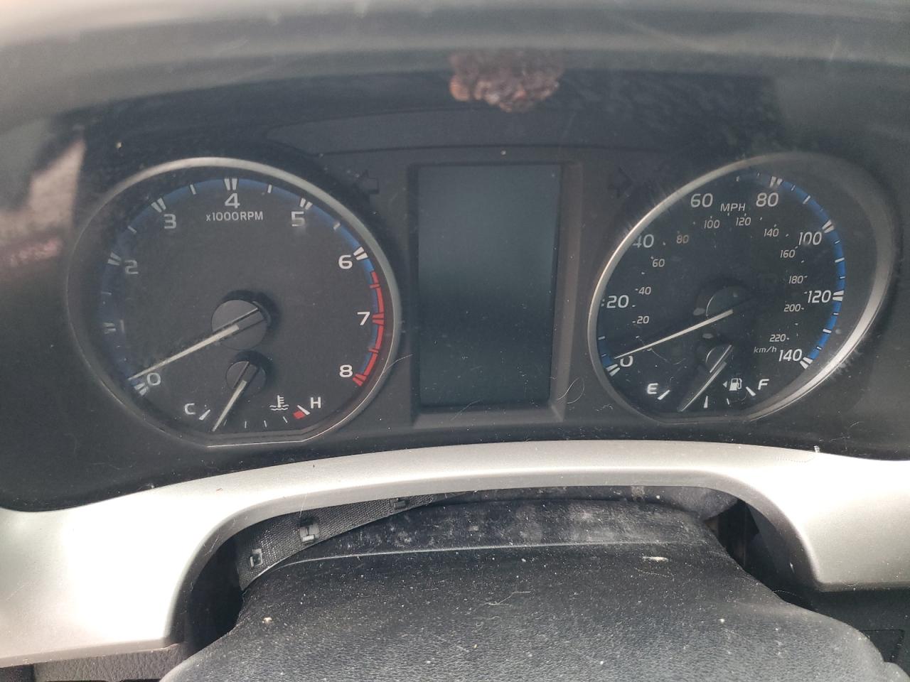 2017 Toyota Rav4 Le VIN: JTMZFREV6HJ710735 Lot: 81769195