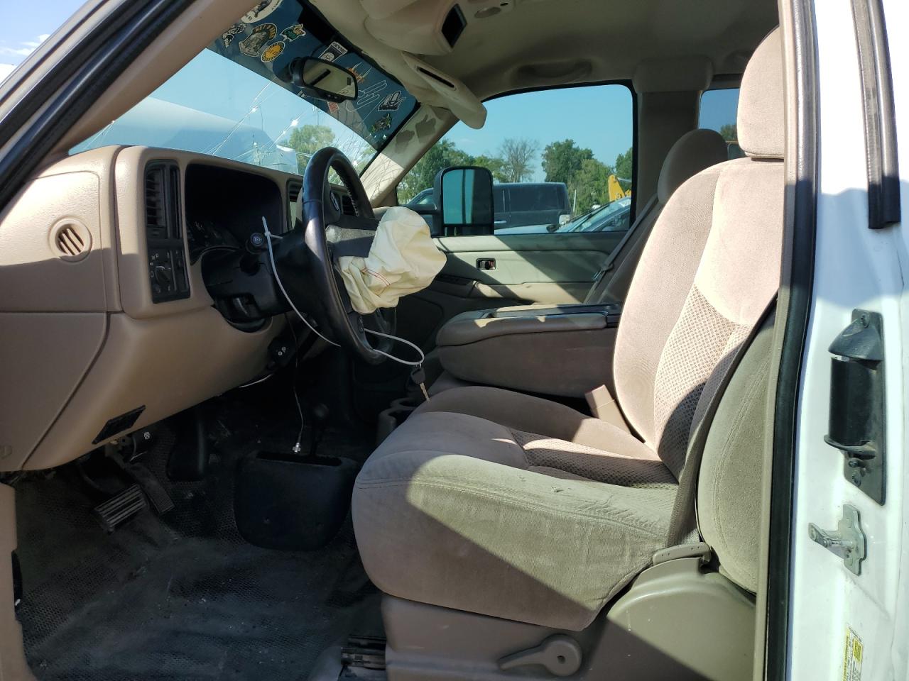 2006 Chevrolet Silverado K2500 Heavy Duty VIN: 1GCHK29U56E113629 Lot: 83834585
