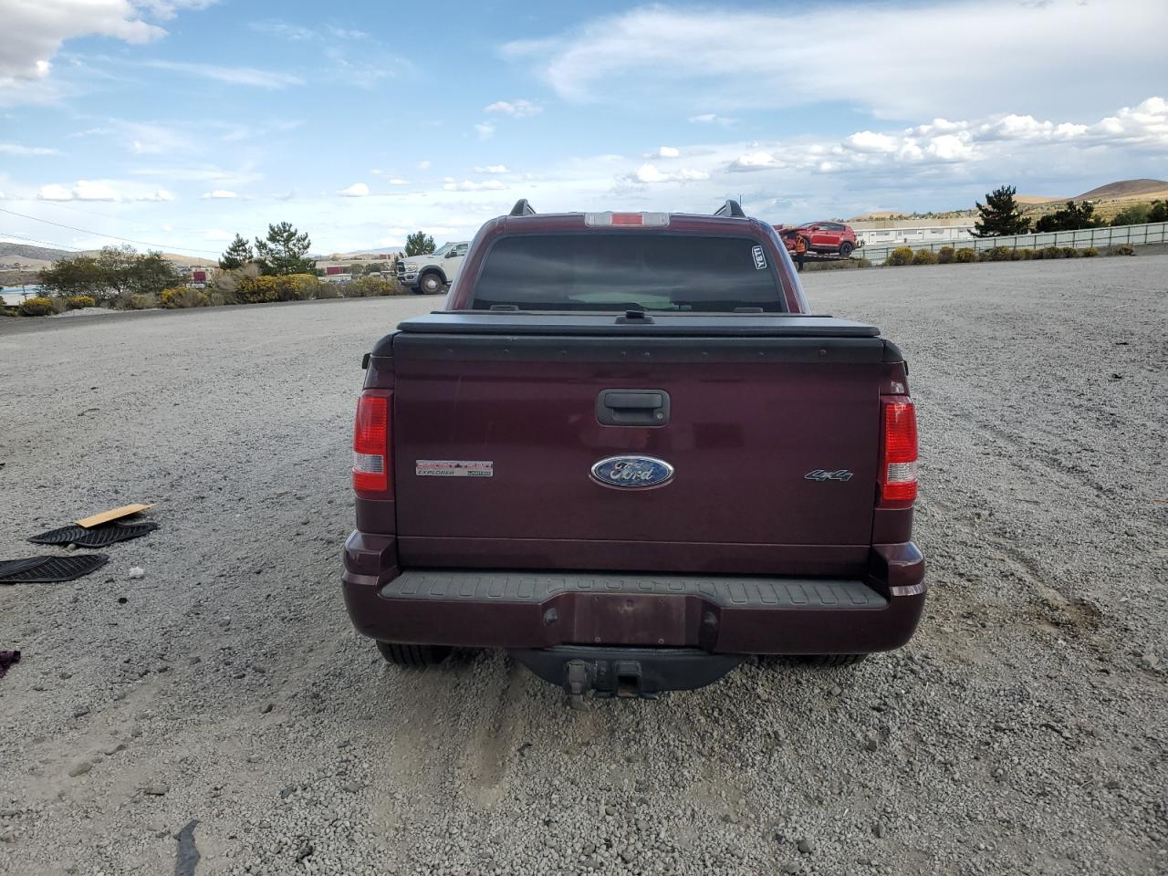 2007 Ford Explorer Sport Trac Limited VIN: 1FMEU53807UA01818 Lot: 83997785
