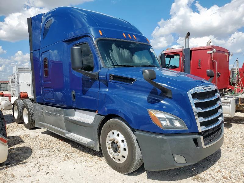 2019 Freightliner Cascadia 126 Semi Truck