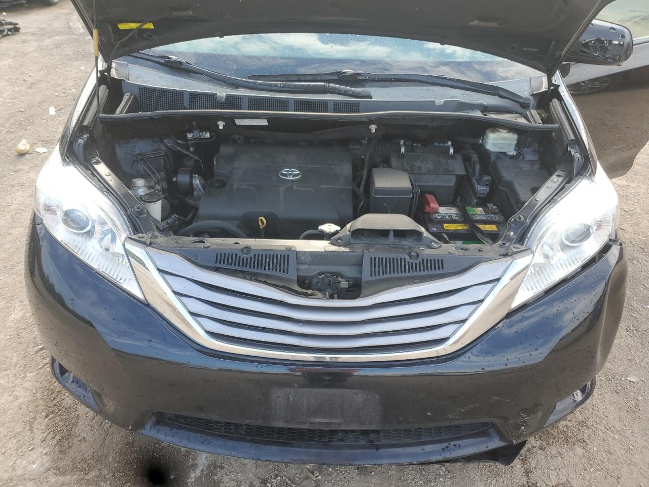 2015 Toyota Sienna Xle VIN: 5TDYK3DC5FS595095 Lot: 72076705