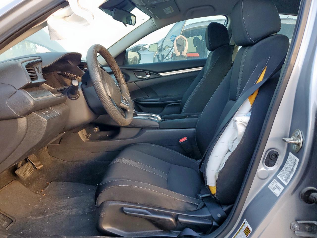 2020 Honda Civic Lx VIN: 19XFC2F61LE007222 Lot: 81953435