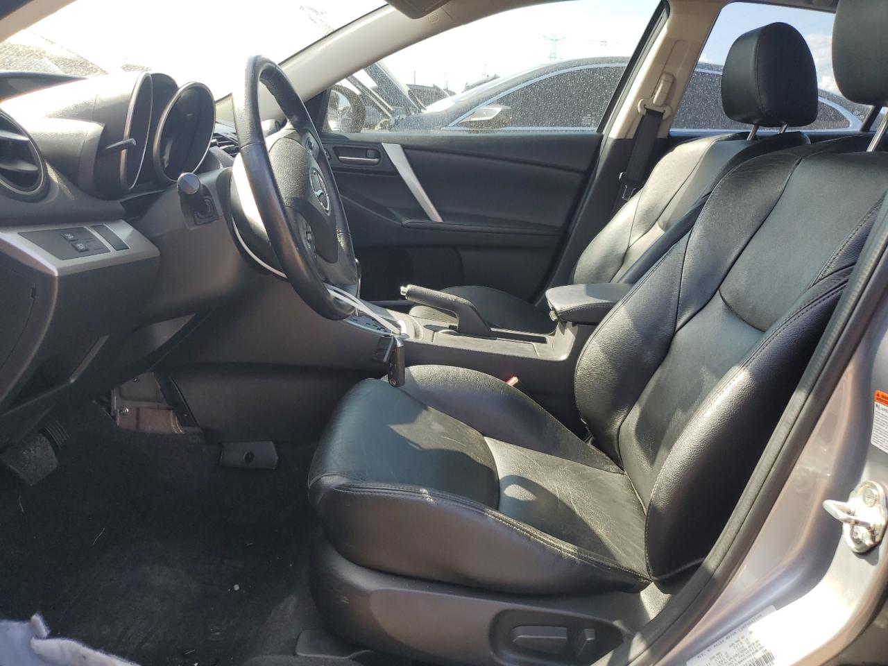 2011 Mazda 3 S VIN: JM1BL1M53B1467664 Lot: 70940545