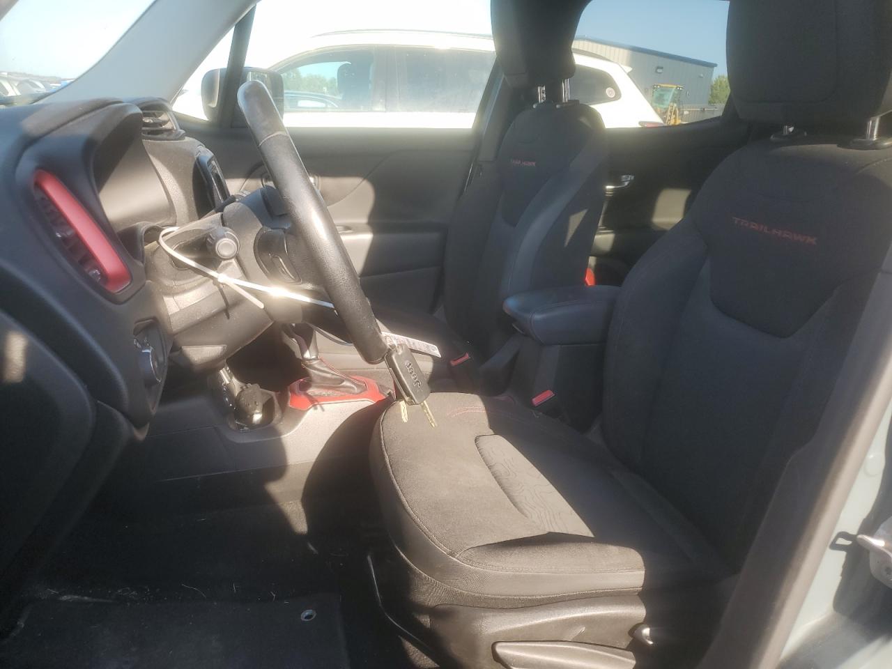 2015 Jeep Renegade Trailhawk VIN: ZACCJBCT8FPC02552 Lot: 80283365