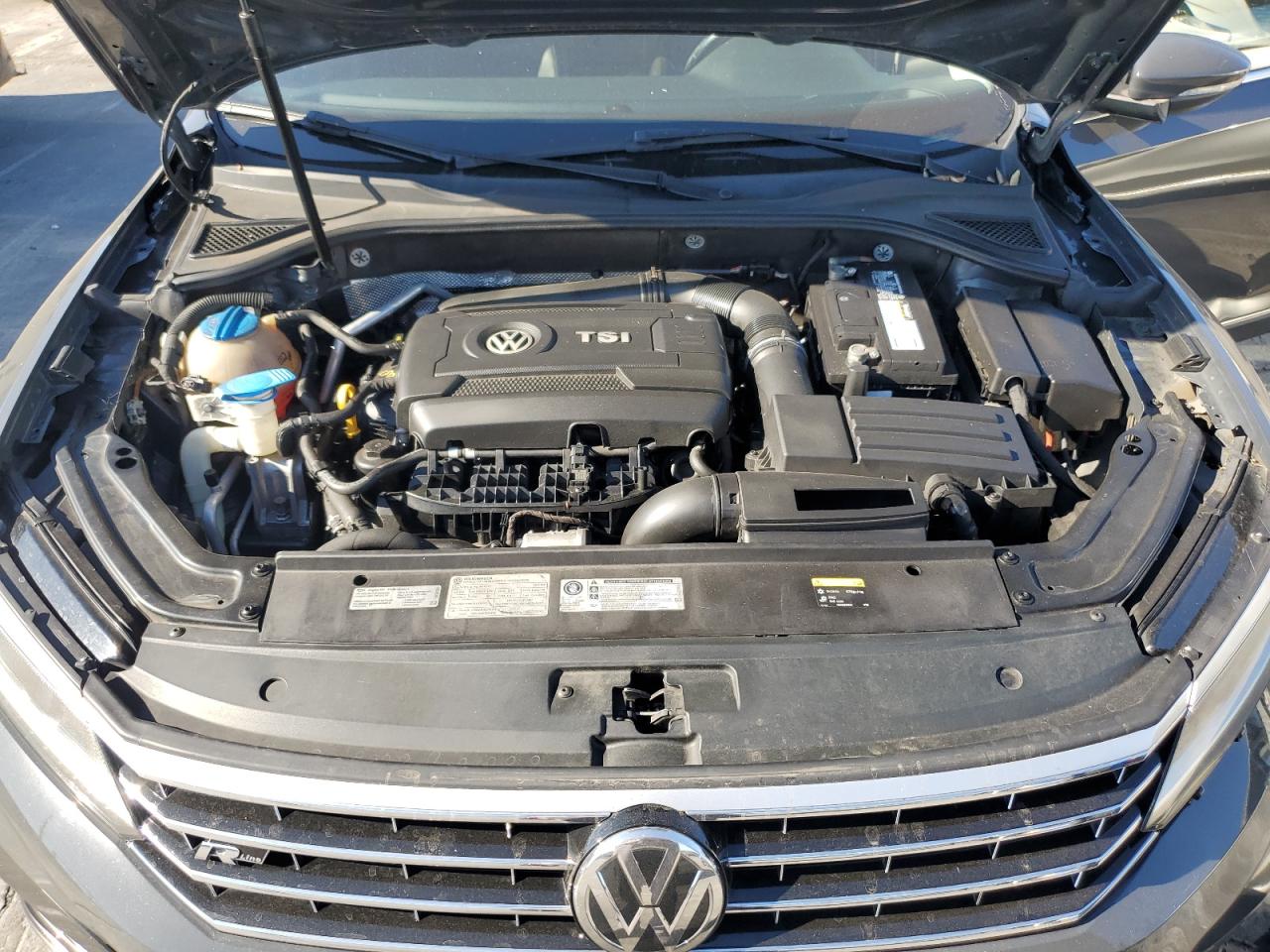 2017 Volkswagen Passat R-Line VIN: 1VWDT7A30HC005443 Lot: 71732875