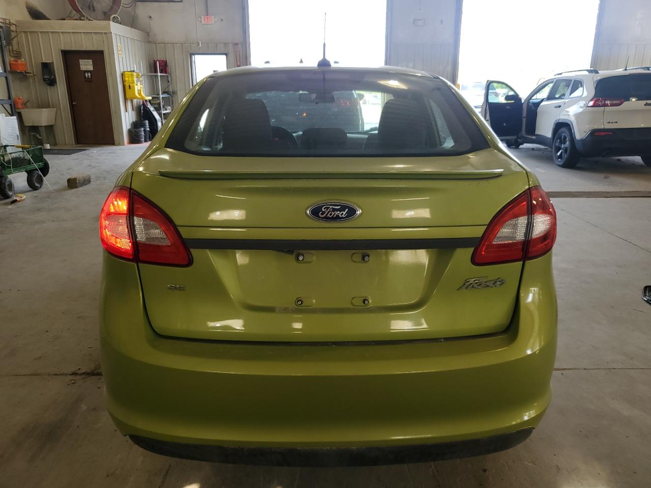 2012 Ford Fiesta Se VIN: 3FADP4BJXCM215936 Lot: 70885425