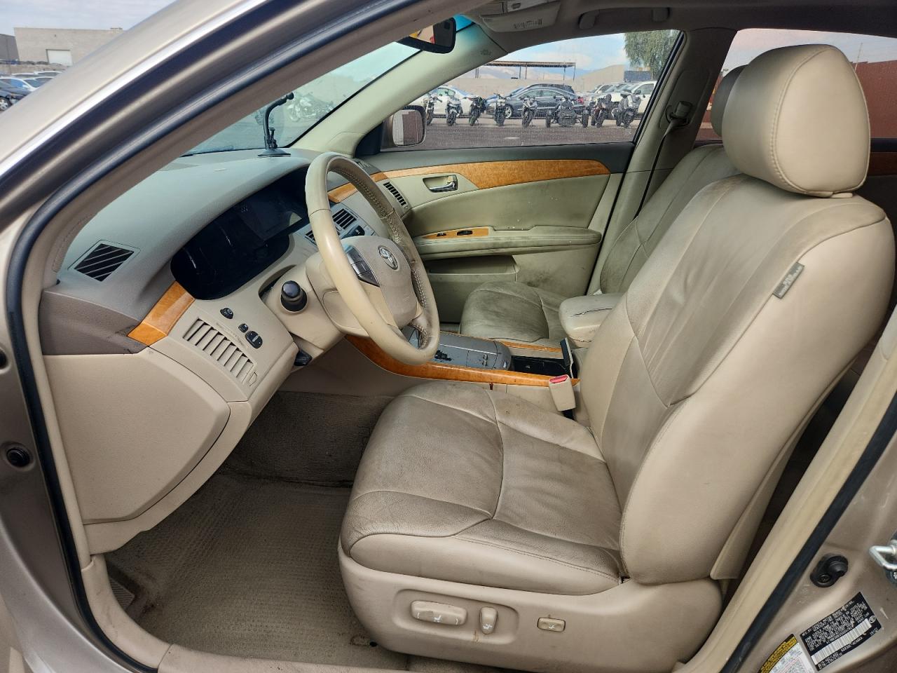 2005 Toyota Avalon Xl VIN: 4T1BK36B35U047824 Lot: 81432345