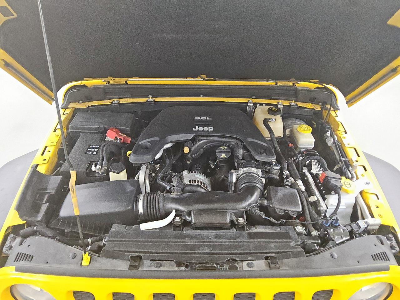 2018 Jeep Wrangler Unlimited Sport VIN: 1C4HJXDG1JW298136 Lot: 80844115