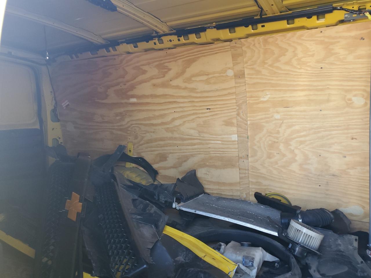 2020 Chevrolet Express G2500 VIN: 1GCWGAFP8L1158276 Lot: 71567775