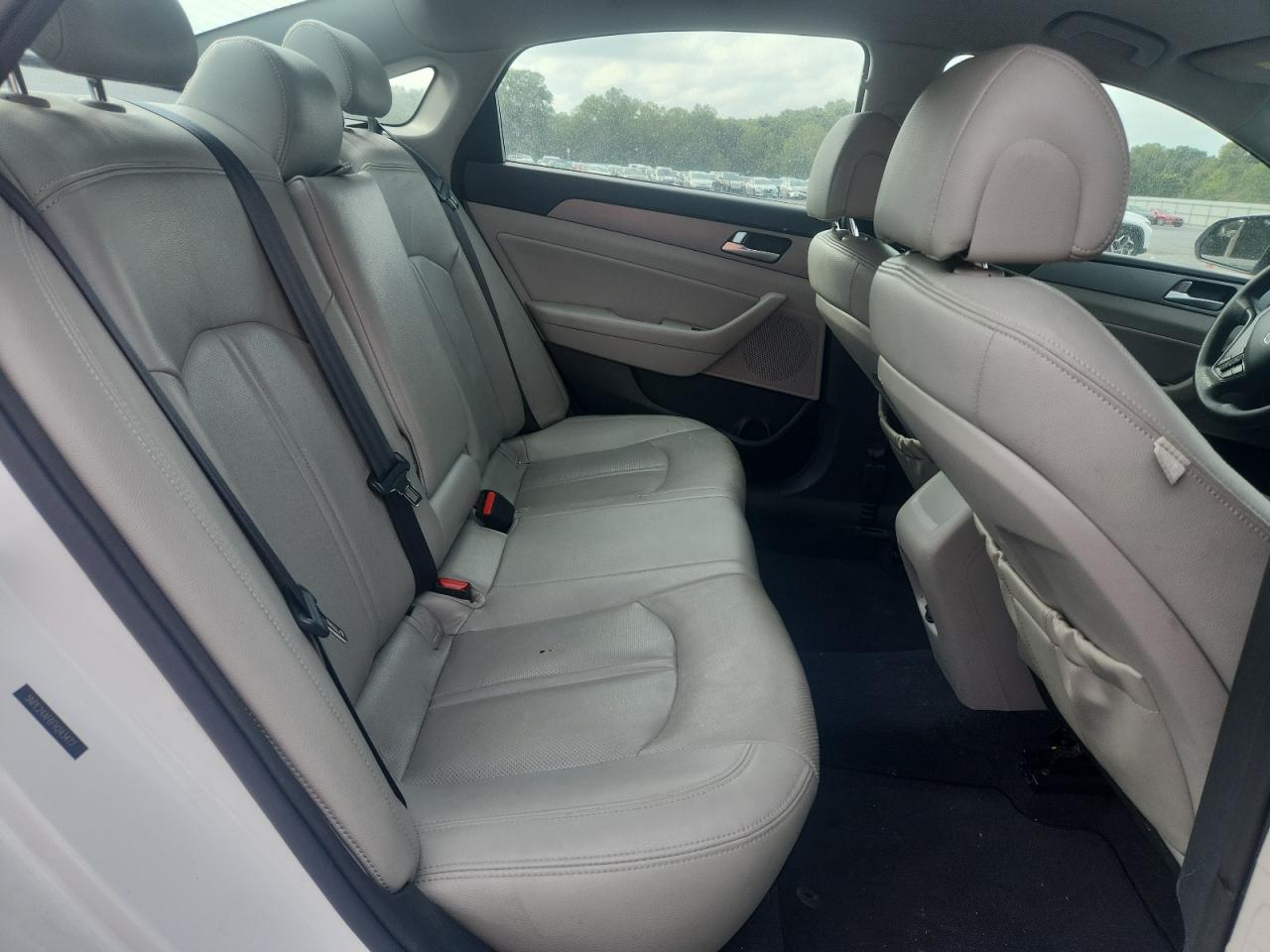 2015 Hyundai Sonata Se VIN: 5NPE24AF6FH243477 Lot: 84221335