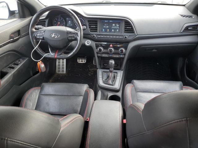  HYUNDAI ELANTRA 2019 Белы