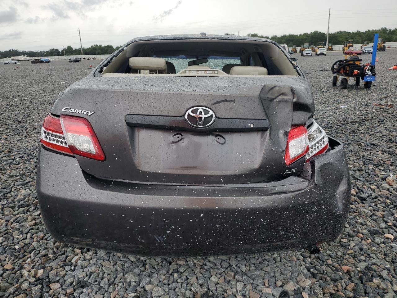 2010 Toyota Camry Base VIN: 4T1BF3EK8AU109685 Lot: 81046405