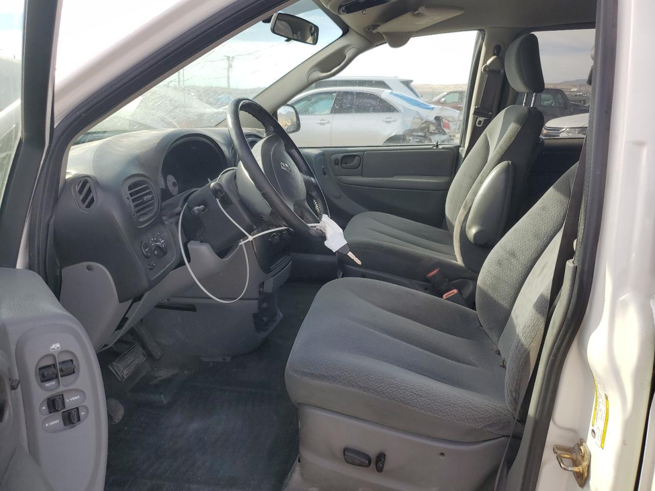 2005 Dodge Grand Caravan Sxt VIN: 2D4GP44L75R448581 Lot: 71933275