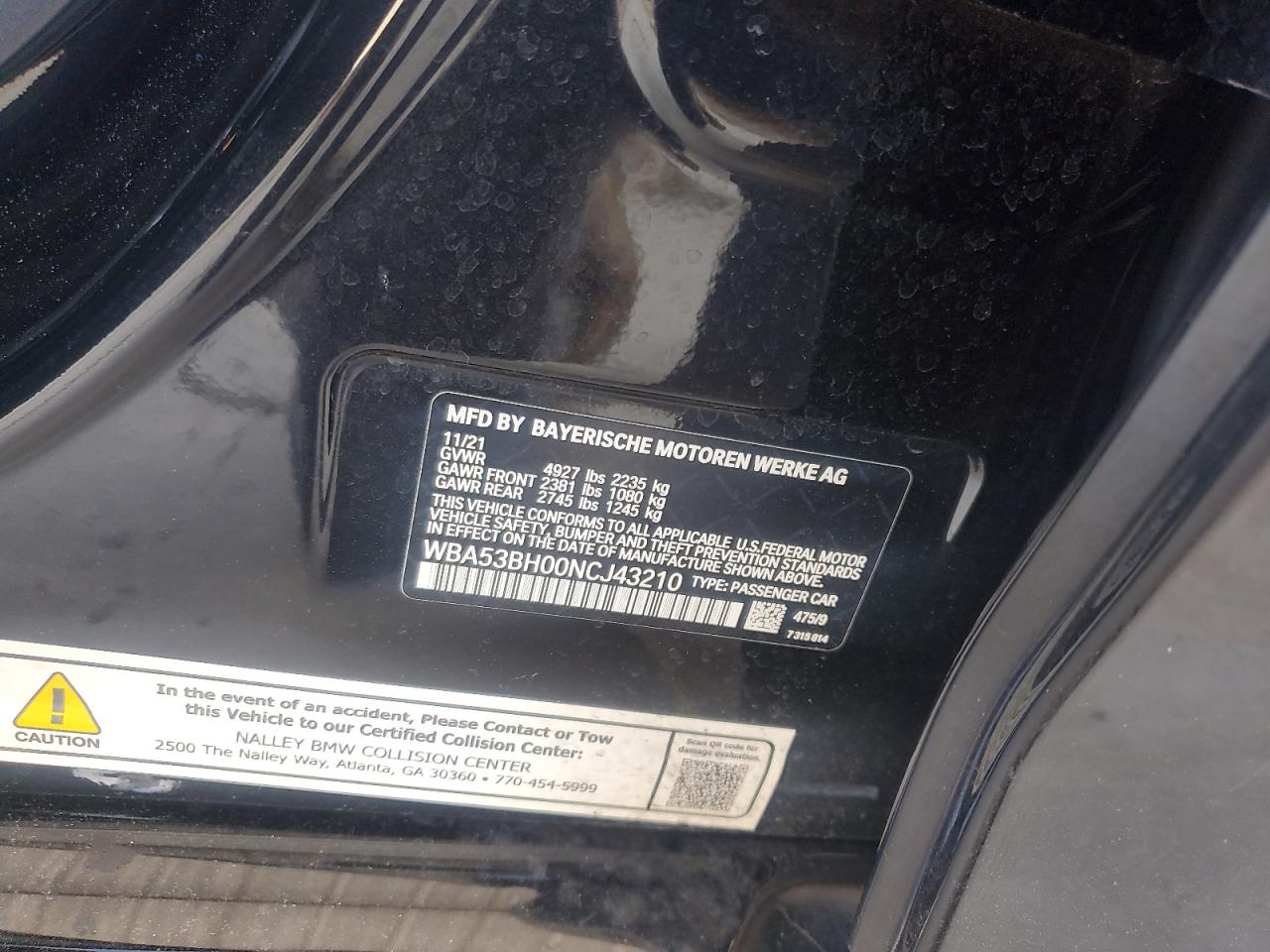 Фото: WBA53BH00NCJ43210