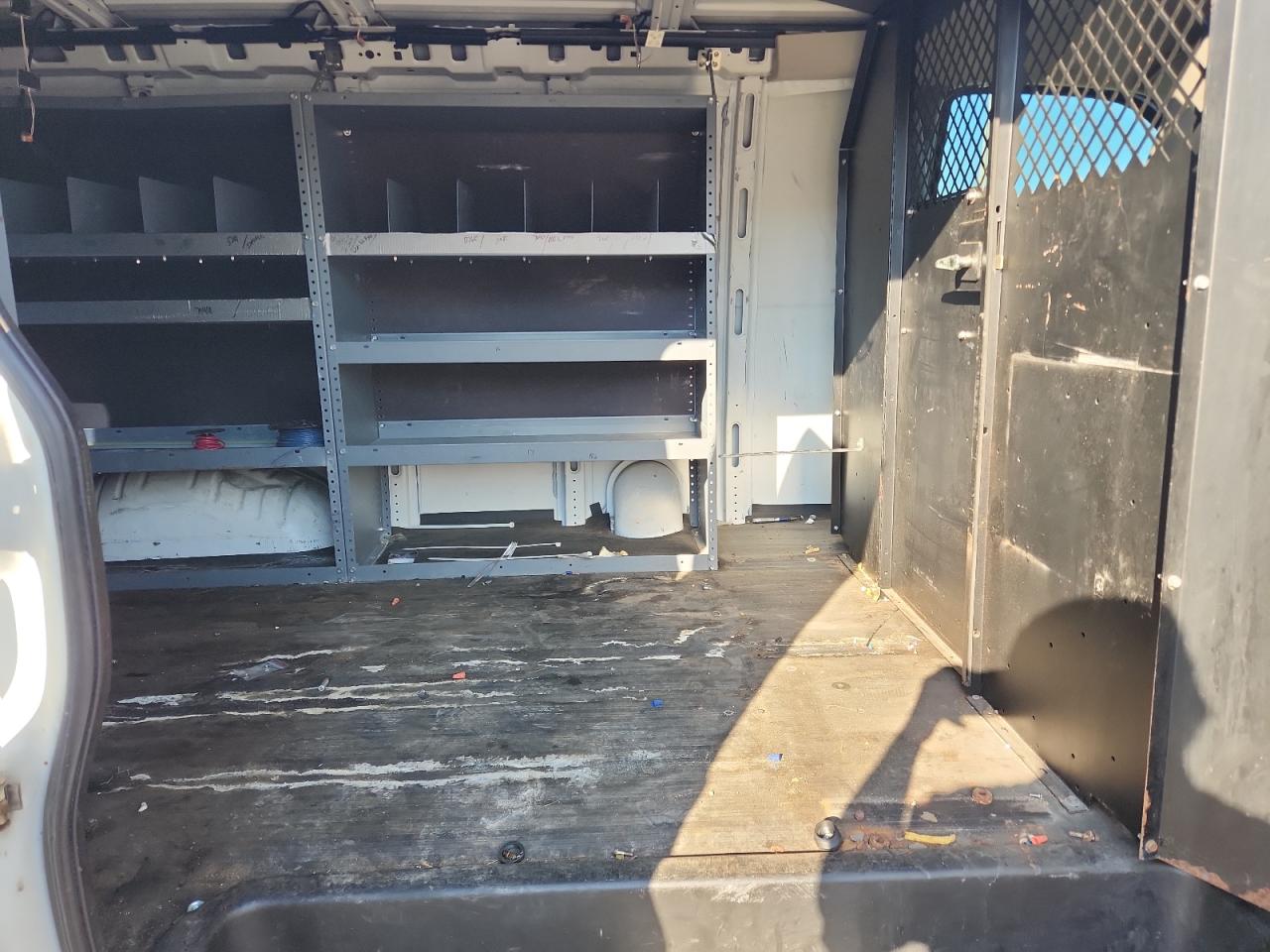 2017 Chevrolet Express G2500 VIN: 1GCWGAFF6H1109902 Lot: 80749445