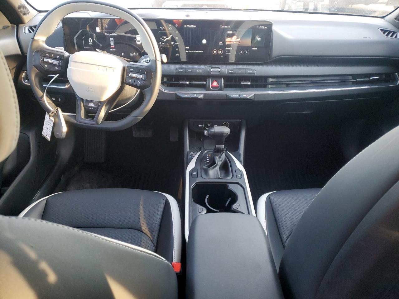 2025 Kia K4 Gt Line VIN: 3KPFW4DE9SE069155 Lot: 80827135