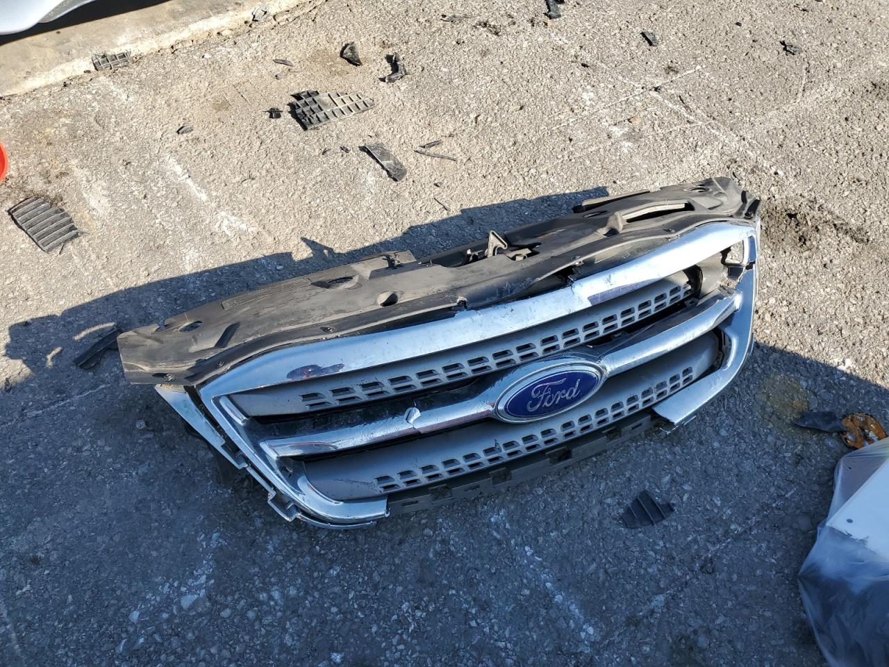 2012 Ford Taurus Sel VIN: 1FAHP2EW5CG137394 Lot: 84540435