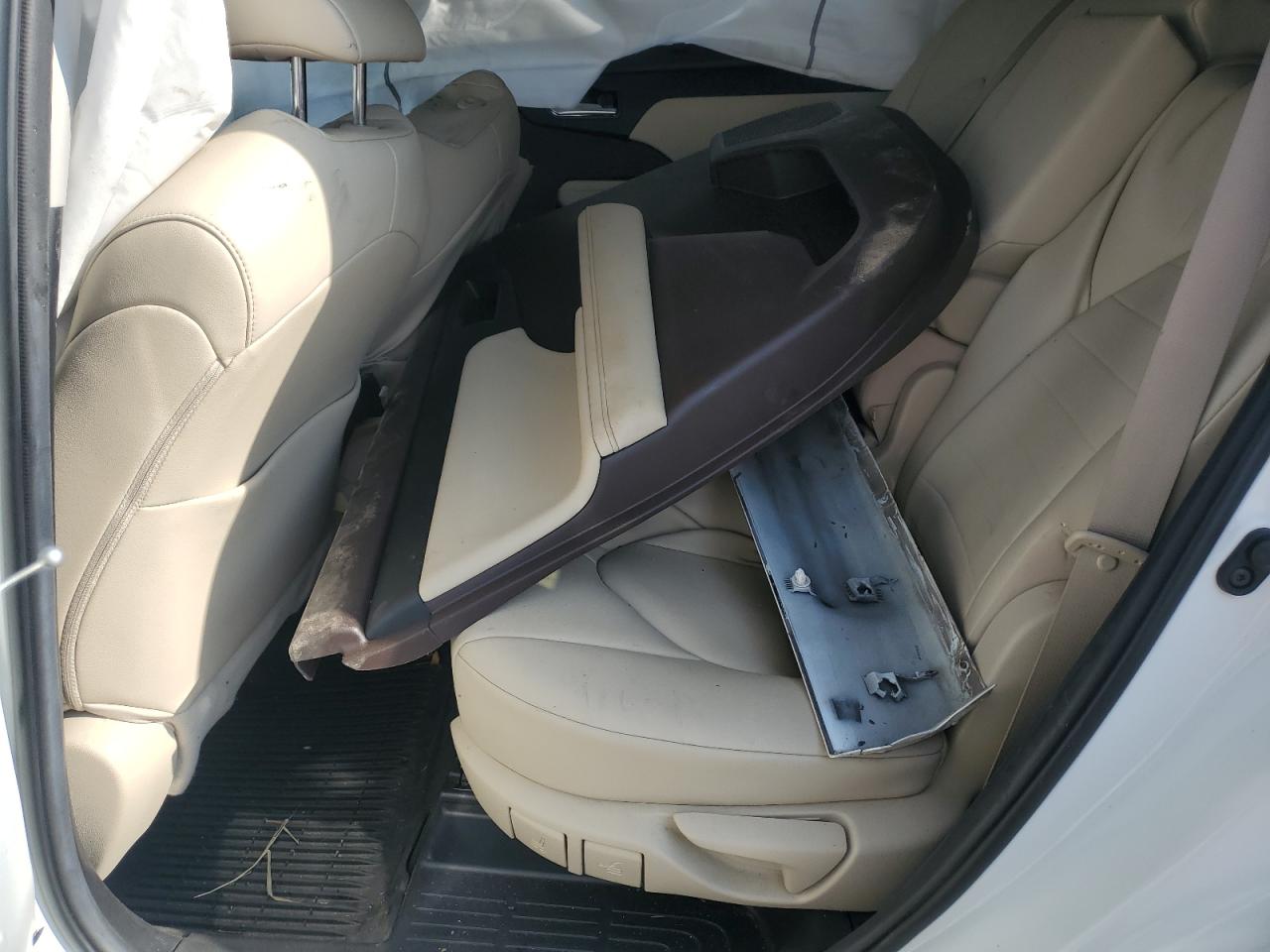 2021 Toyota Highlander Xle VIN: 5TDGZRBH9MS552742 Lot: 80945955