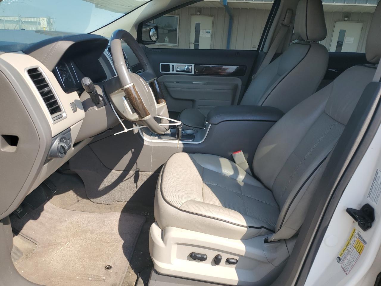 2008 Lincoln Mkx VIN: 2LMDU88C98BJ22451 Lot: 80633485