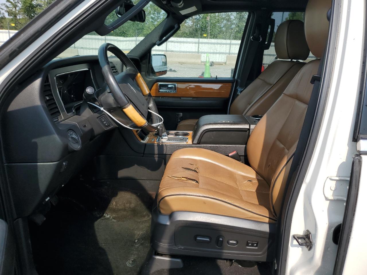 2013 Lincoln Navigator VIN: 5LMJJ2H57DEL02951 Lot: 71695535