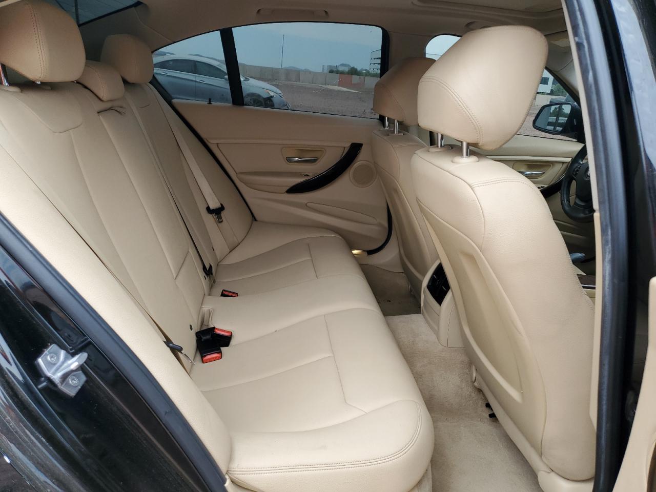 2016 BMW 320 I VIN: WBA8E1G54GNU10158 Lot: 70327285