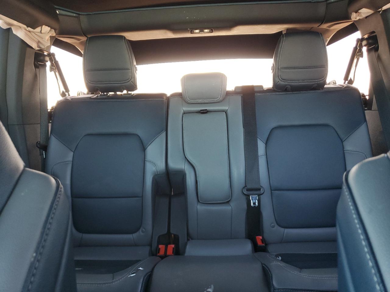 2021 Ford Bronco Base VIN: 1FMDE5BH6MLA84666 Lot: 81859365