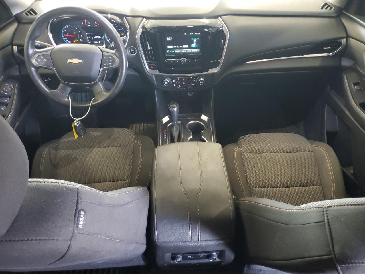 2018 Chevrolet Traverse Ls VIN: 1GNEVLKW2JJ163133 Lot: 80350615