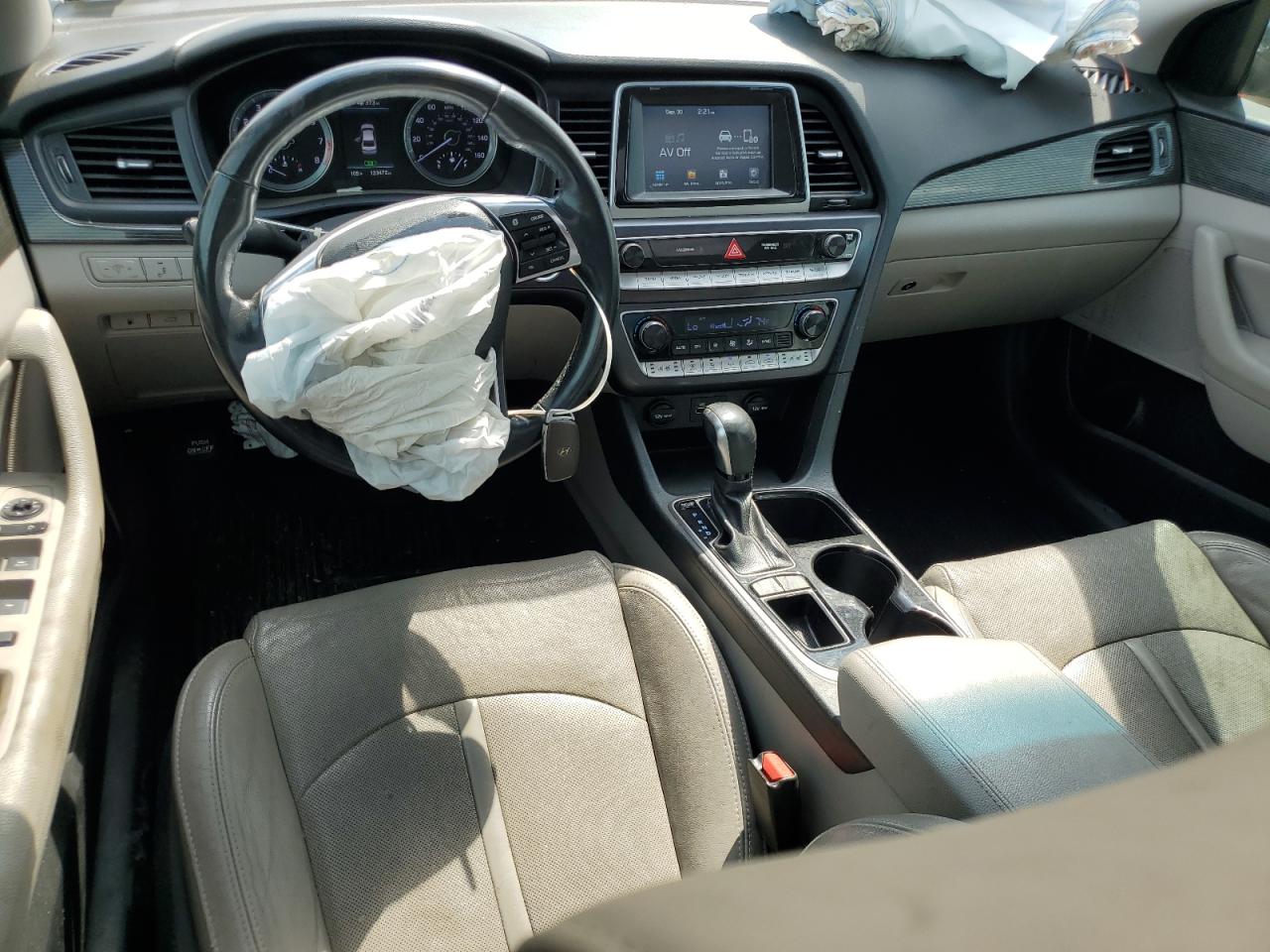 2018 Hyundai Sonata Sport VIN: 5NPE34AF2JH648712 Lot: 84820455