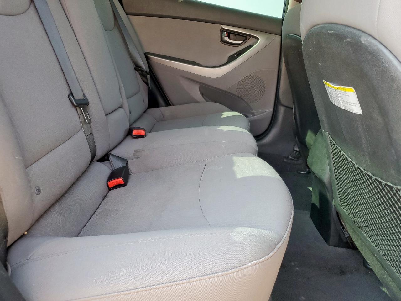 2016 Hyundai Elantra Se VIN: 5NPDH4AE1GH718648 Lot: 81566945