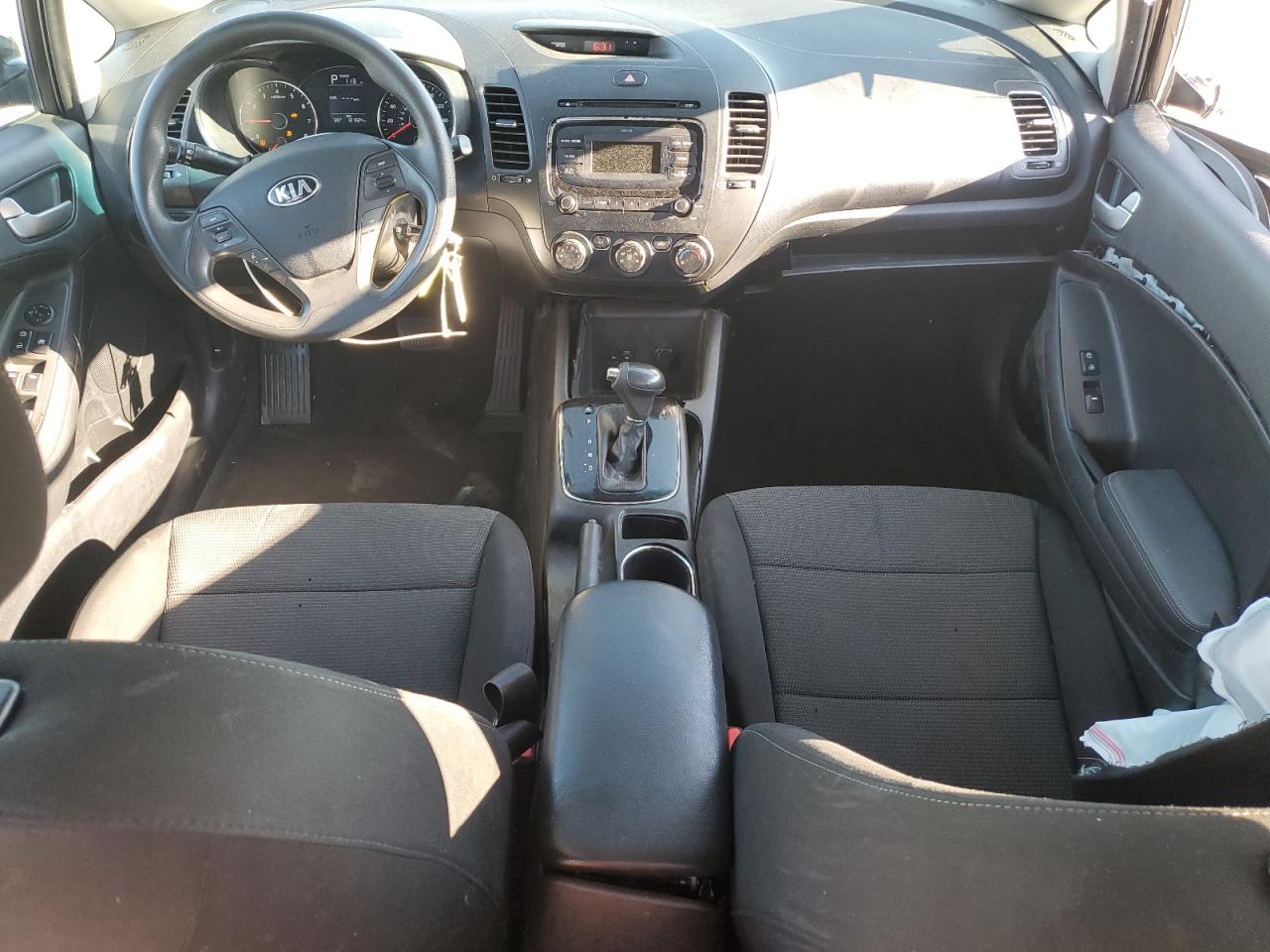 2017 Kia Forte Lx VIN: 3KPFK4A77HE108058 Lot: 71829745