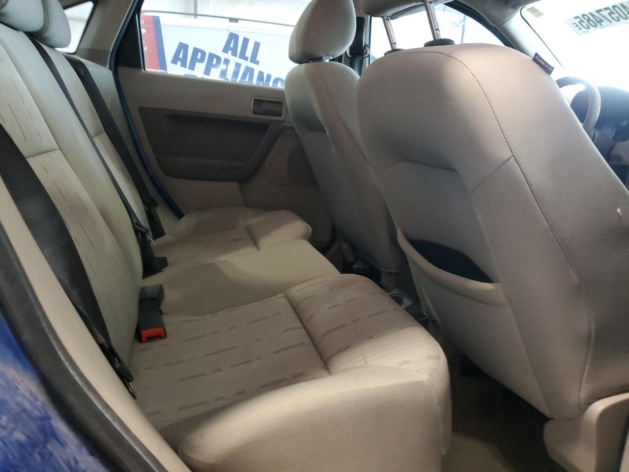 2011 Ford Focus Se VIN: 1FAHP3FN0BW165863 Lot: 84057485