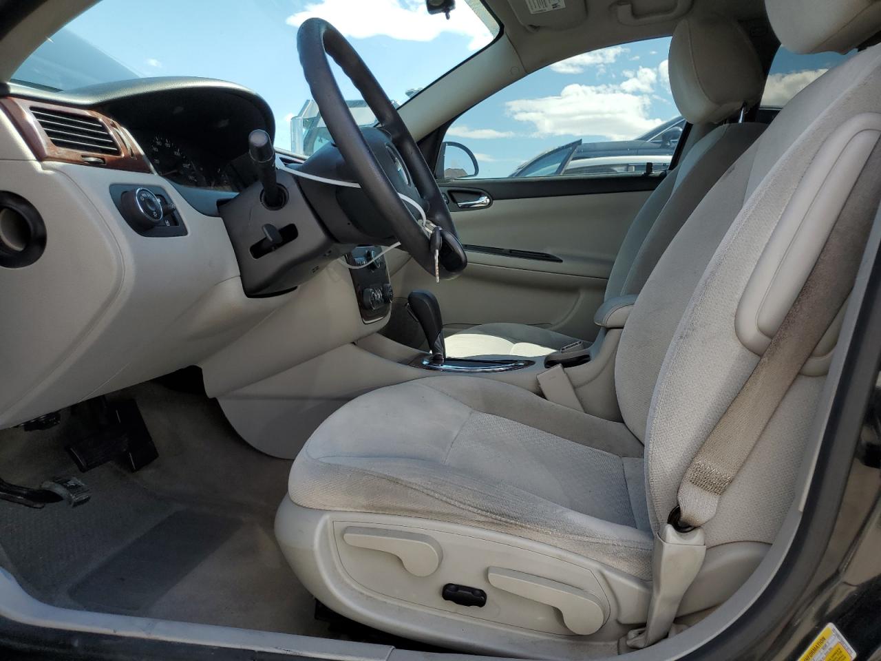 2009 Chevrolet Impala Ls VIN: 2G1WB57N091218775 Lot: 82143105