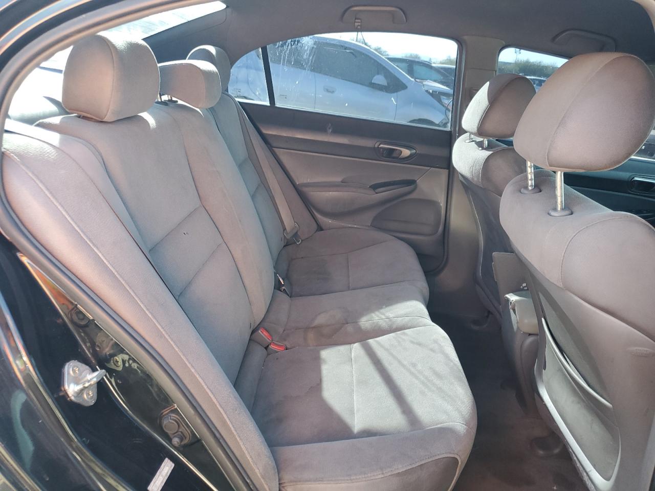 2007 Honda Civic Lx VIN: 1HGFA16527L097292 Lot: 82137605