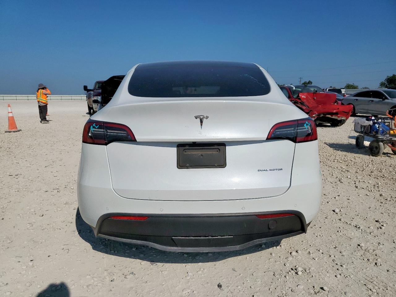 2021 Tesla Model Y VIN: 5YJYGDEE3MF145051 Lot: 71403305