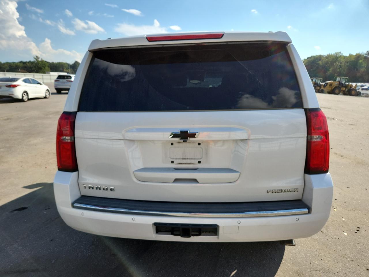 2019 Chevrolet Tahoe K1500 Premier VIN: 1GNSKCKJ3KR264412 Lot: 84055805
