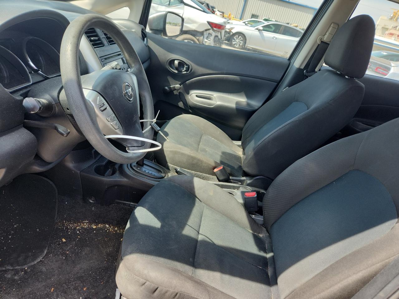 2017 Nissan Versa Note S VIN: 3N1CE2CP8HL381083 Lot: 81865965