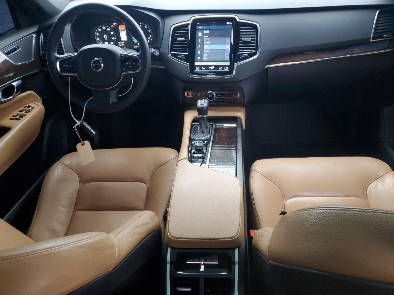 2016 Volvo Xc90 T6 VIN: YV4A22PK0G1045250 Lot: 81772565