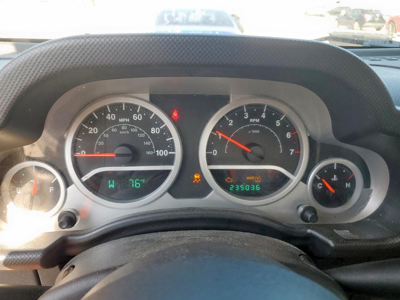 2010 Jeep Wrangler Sport VIN: 1J4AA2D18AL203647 Lot: 71699525