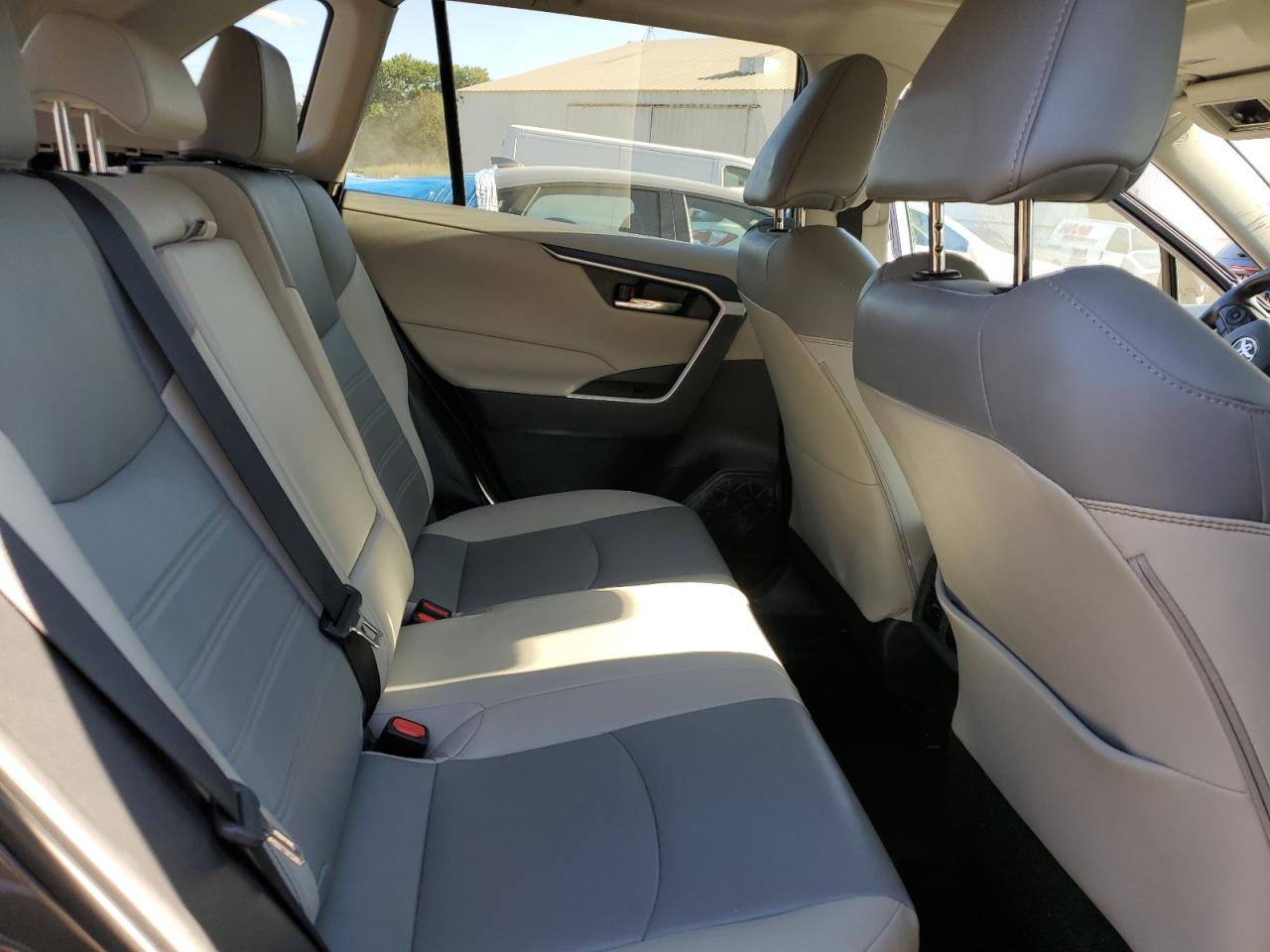 2021 Toyota Rav4 Xle Premium VIN: 2T3A1RFV7MC196112 Lot: 80142565