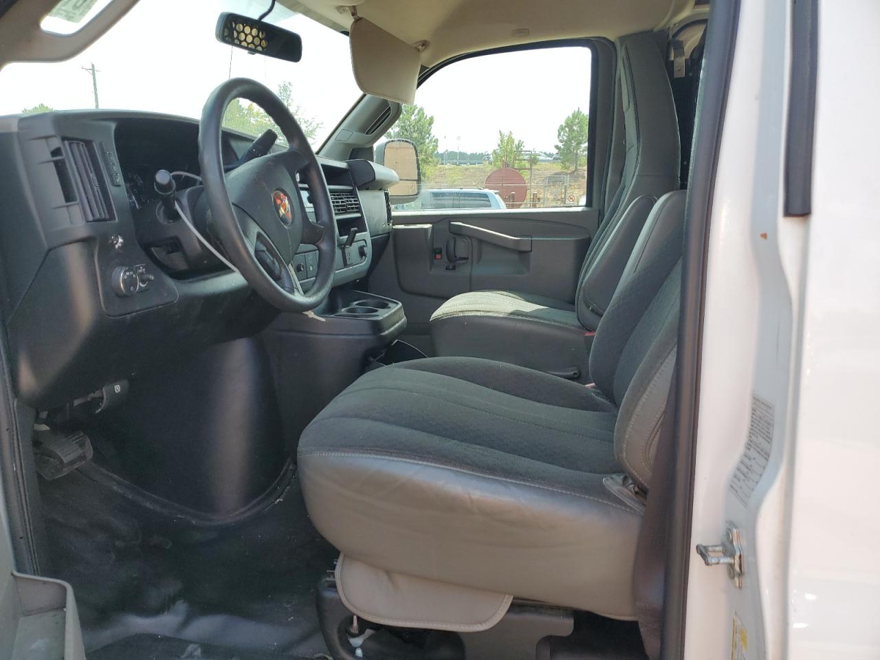 2019 Chevrolet Express G2500 VIN: 1GCWGAFG5K1359020 Lot: 93088625